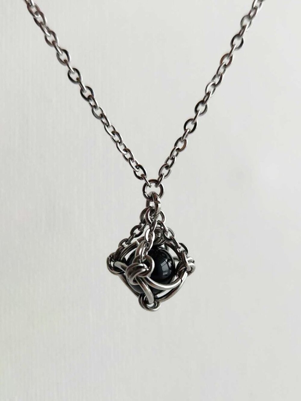 Black and silver goth necklace with a small silver chain - Picture 5 of 7